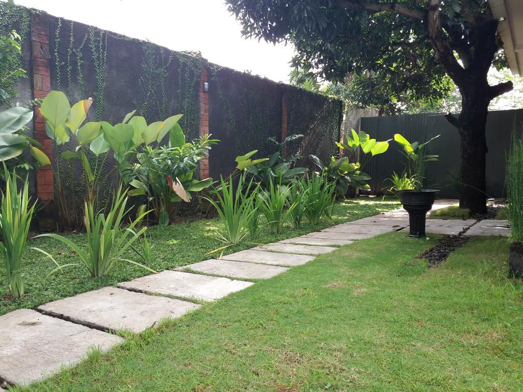 Beto Guesthouse Kalasan Luaran gambar