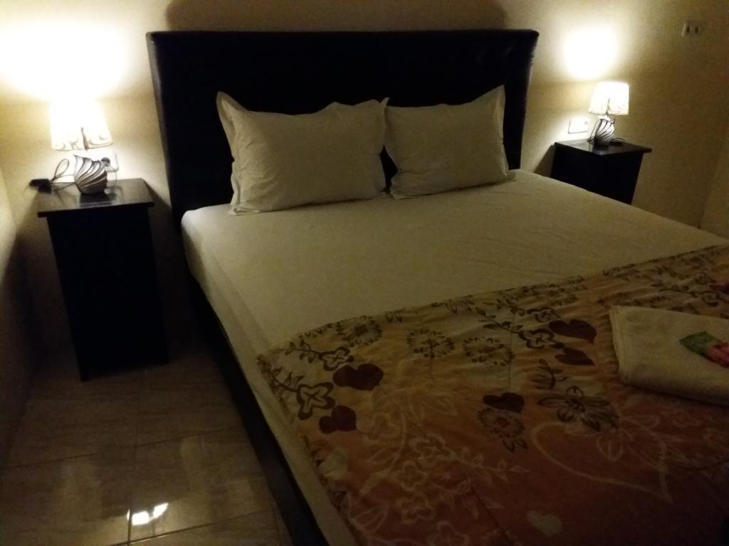 Beto Guesthouse Kalasan Luaran gambar