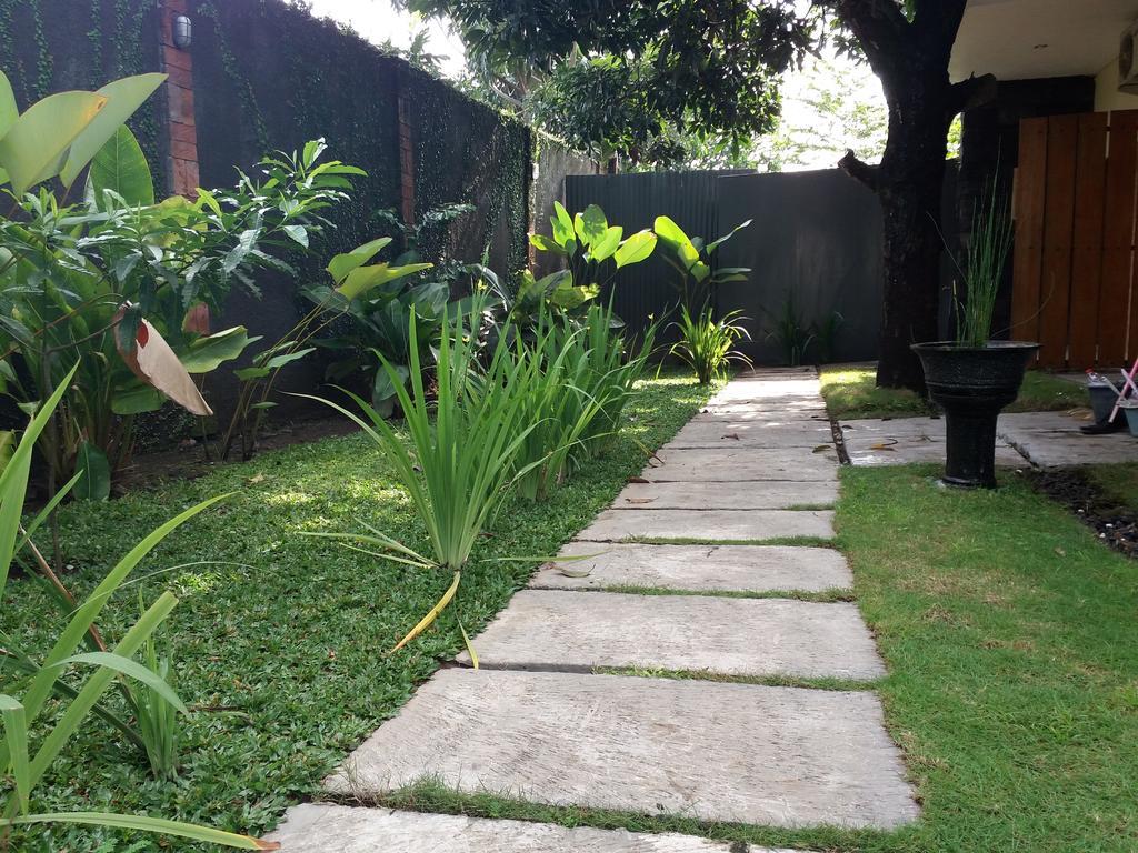 Beto Guesthouse Kalasan Luaran gambar